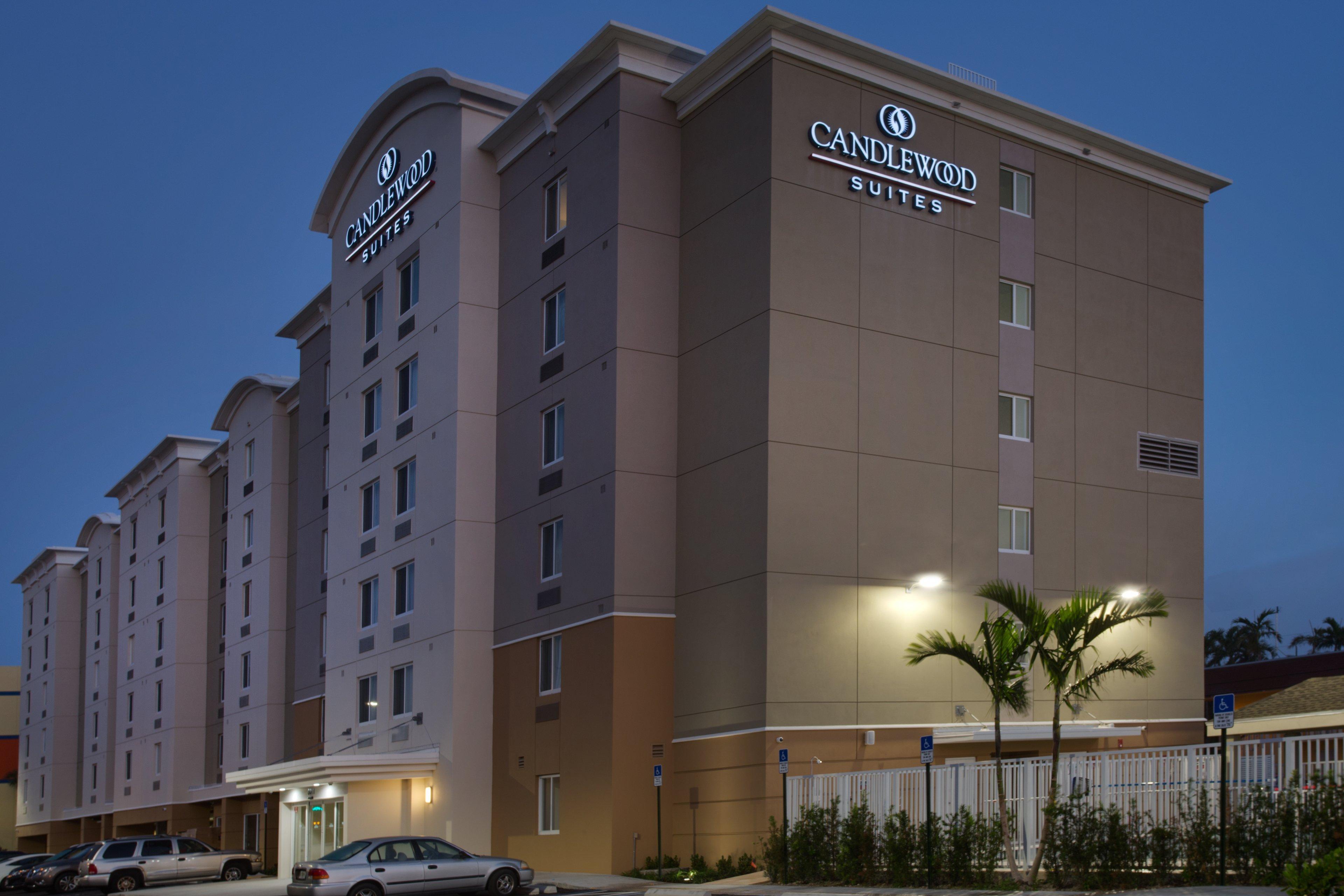 Candlewood Suites Miami Intl Airport - 36Th St By Ihg Miami Springs Kültér fotó