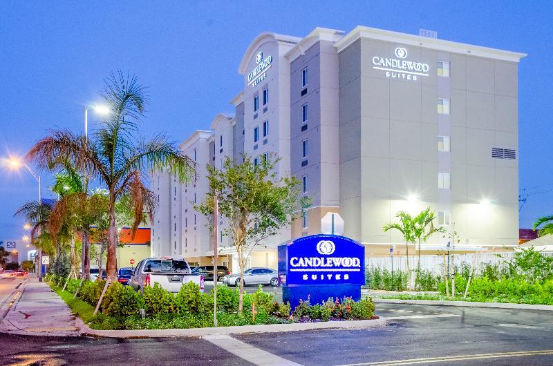 Candlewood Suites Miami Intl Airport - 36Th St By Ihg Miami Springs Kültér fotó